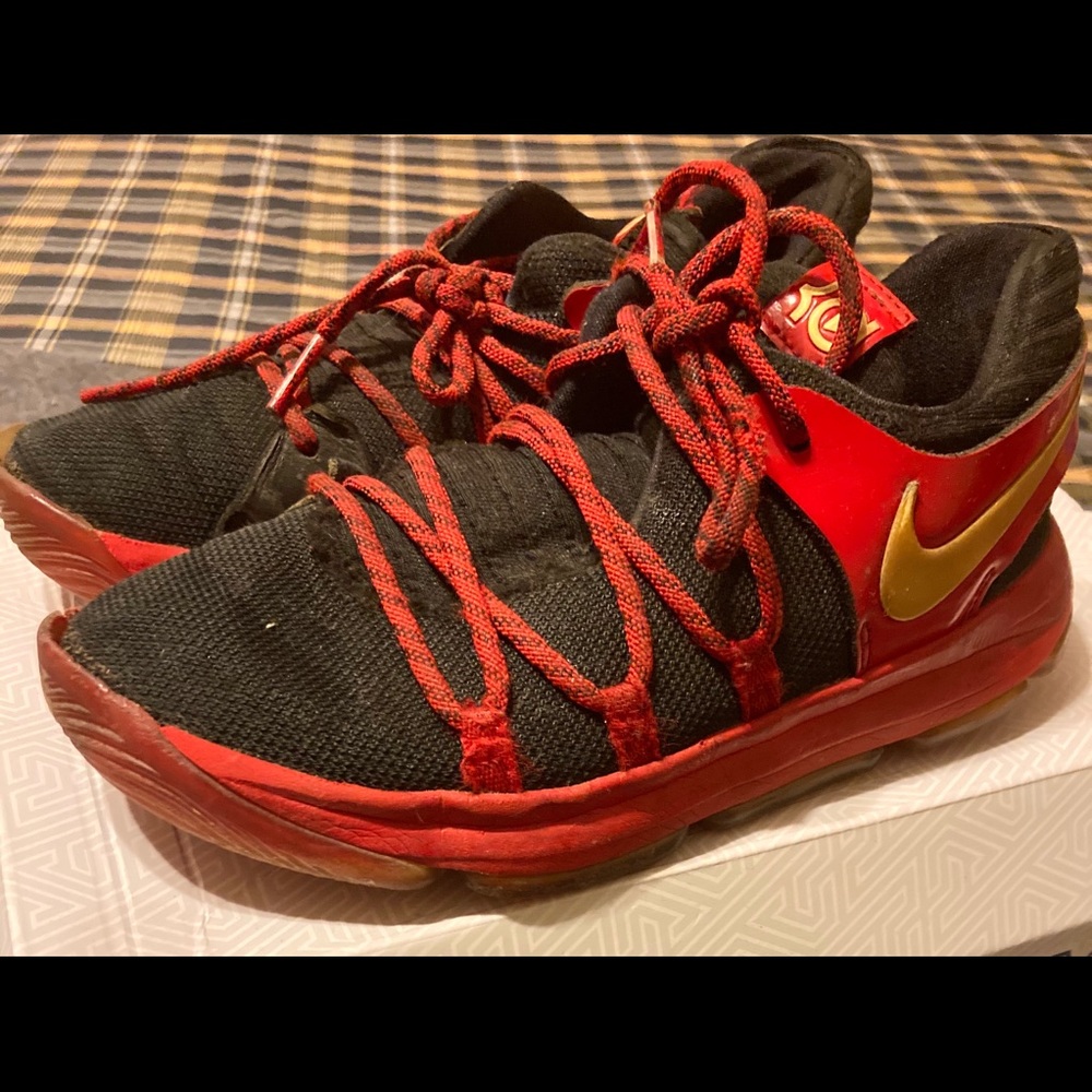 Nike KD 10 Bred red black gold